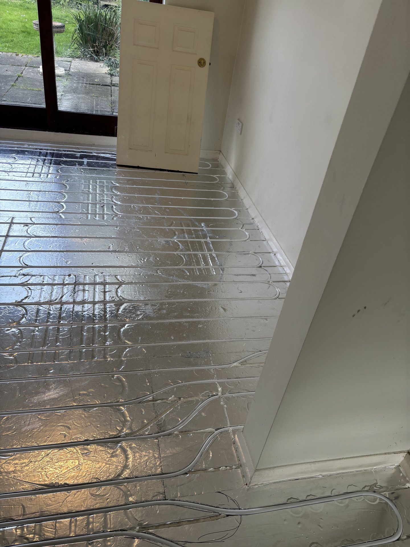 Pipe clipping between joists